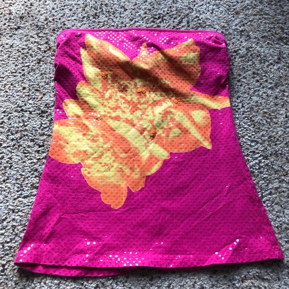 Gorgeous tube top - Picture 1 of 3